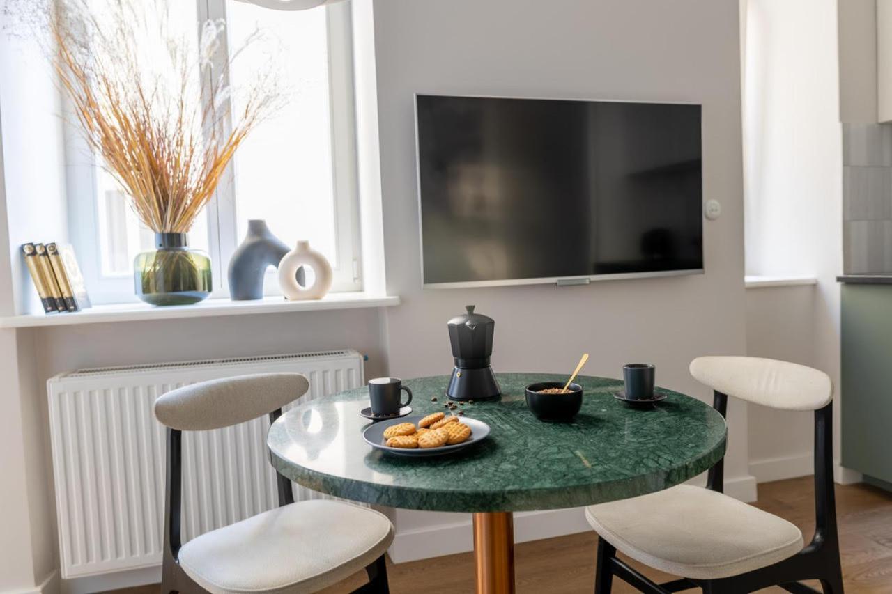 Lion Apartments - Premium Studio With Balcony Krakov Exteriér fotografie